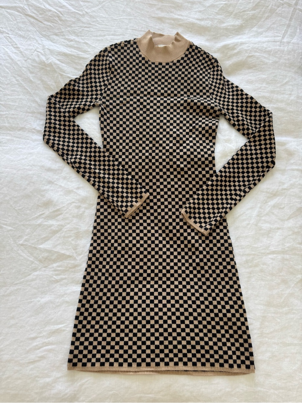 Abercrombie & Fitch Black and Beige Checker Knit Long Sleeve Dress